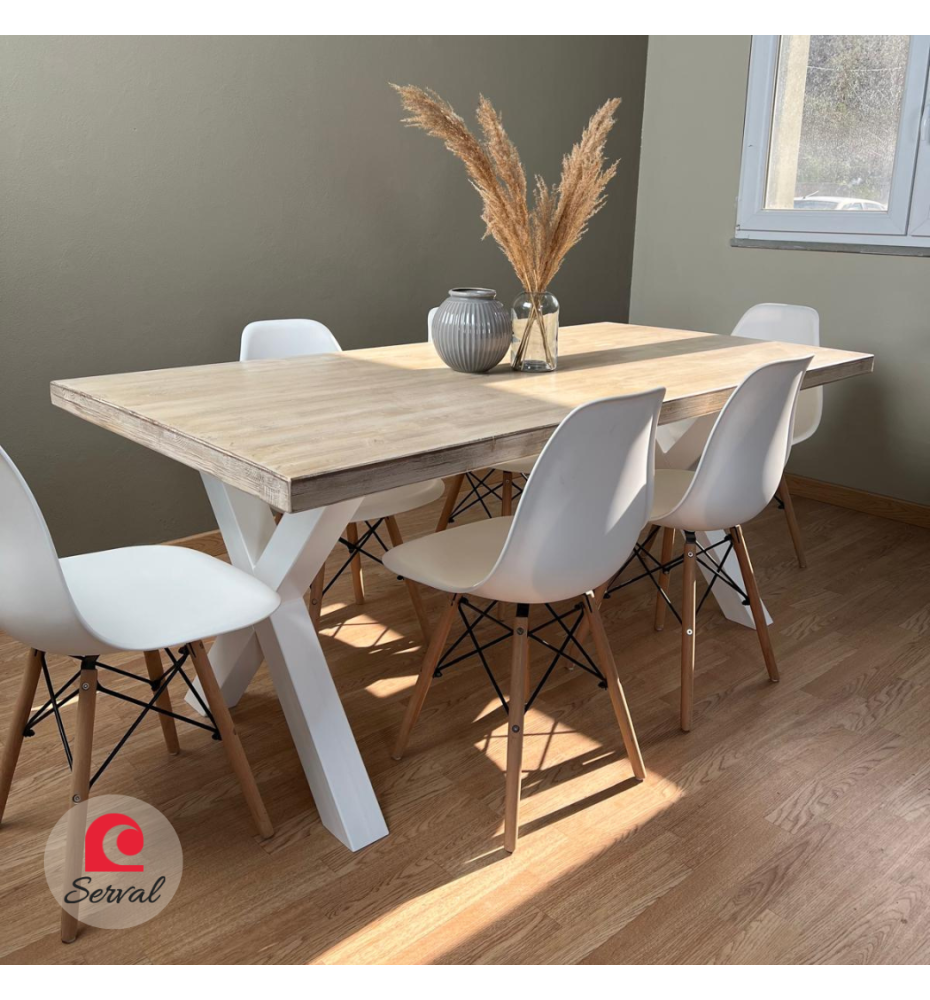 TAVOLO IN LEGNO MASSELLO CON GAMBE A "X" IN FERRO mod. EVA
