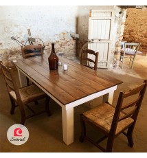 TAVOLO DA PRANZO IN LEGNO MASSELLO A DOGHE mod. KYLA